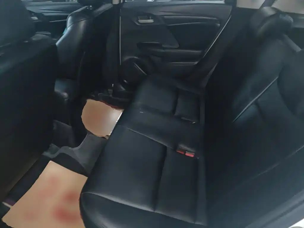Honda Fit — фото 17
