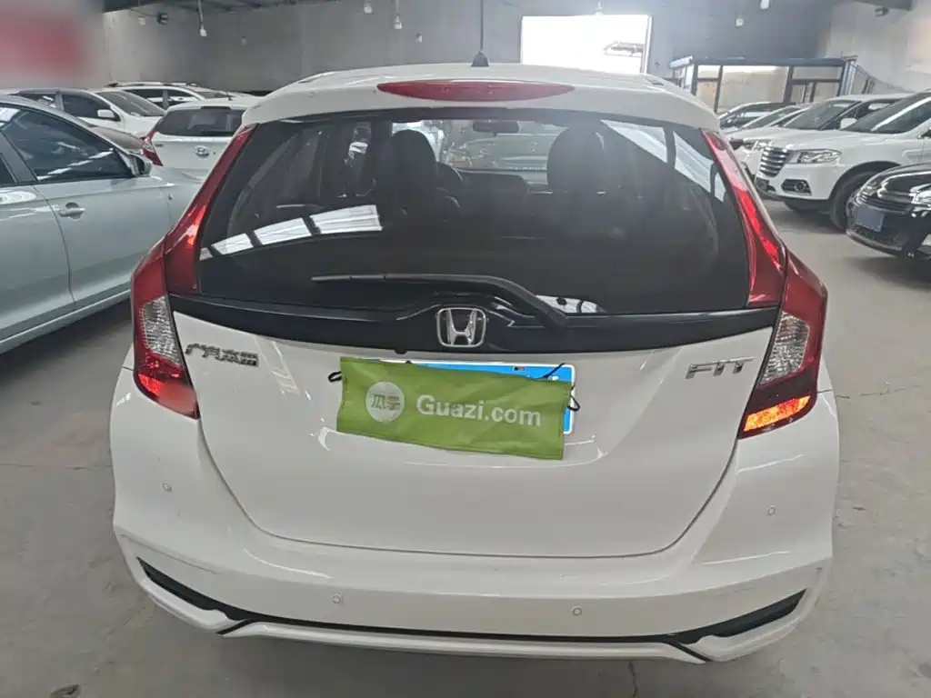 Honda Fit — фото 6