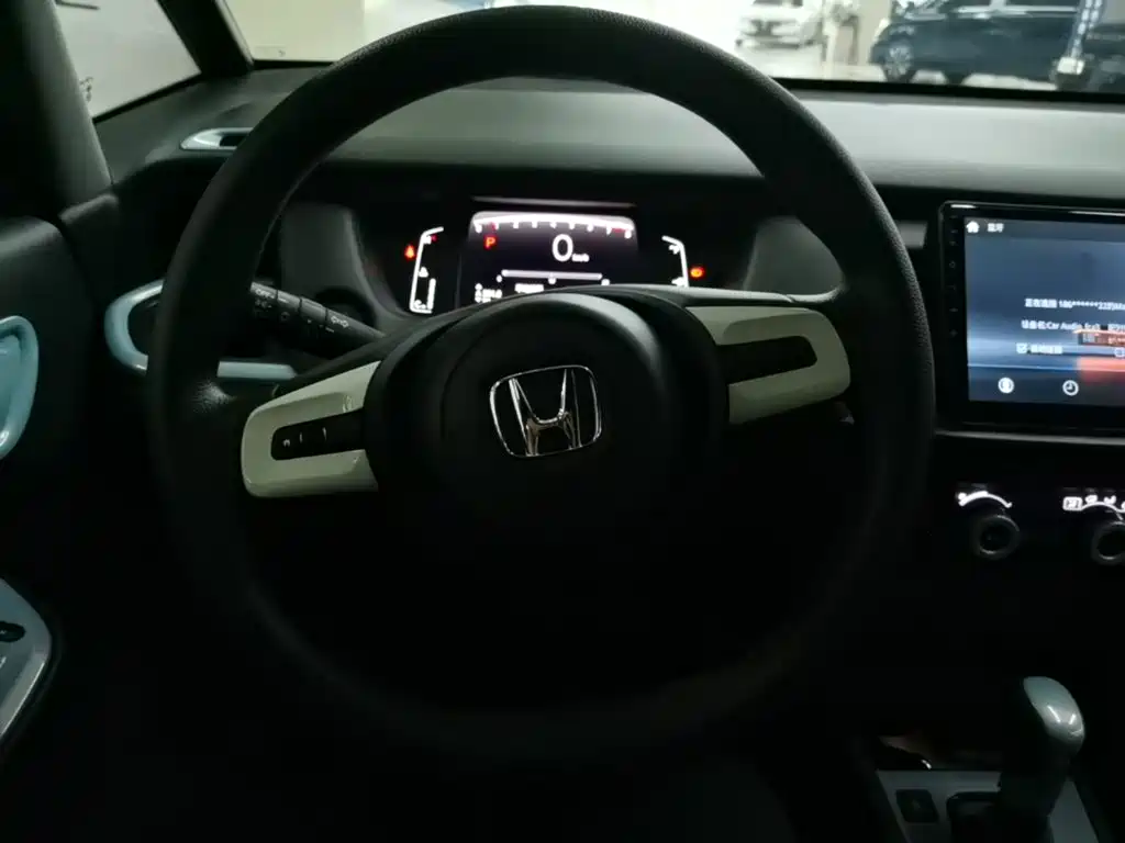 Honda Fit — фото 11