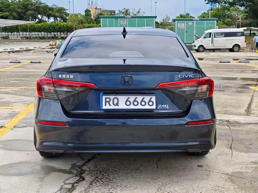 Honda Civic — фото 4