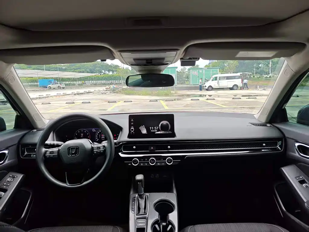Honda Civic — фото 9