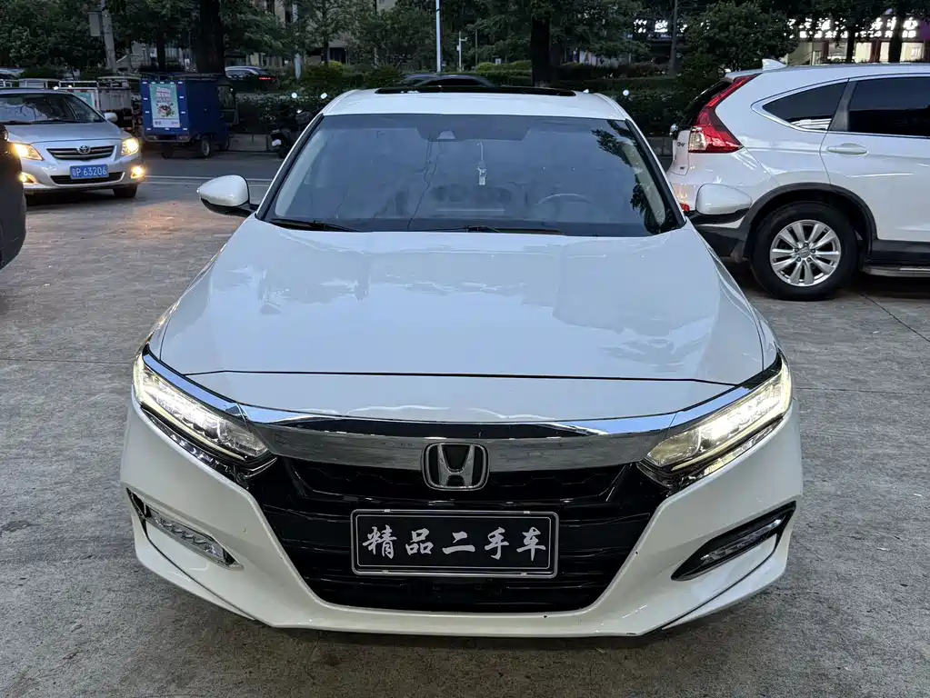 Honda Accord — фото 2