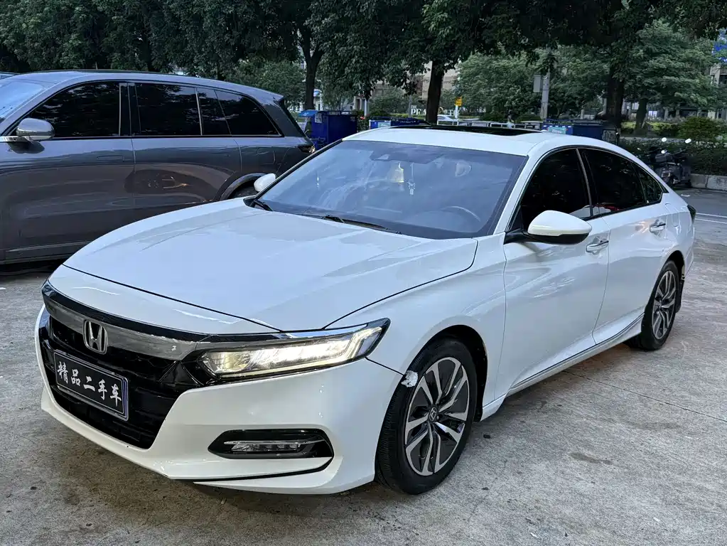 Honda Accord — фото 3