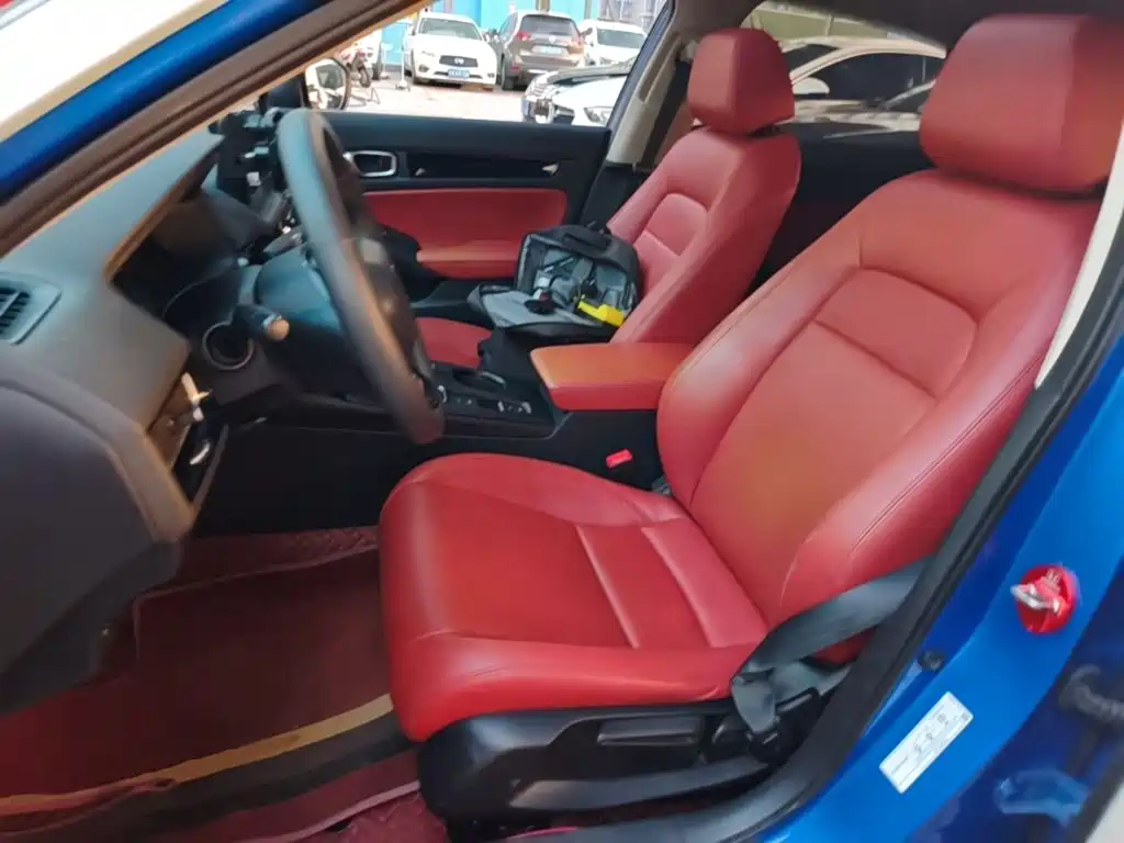 Honda Civic — фото 15