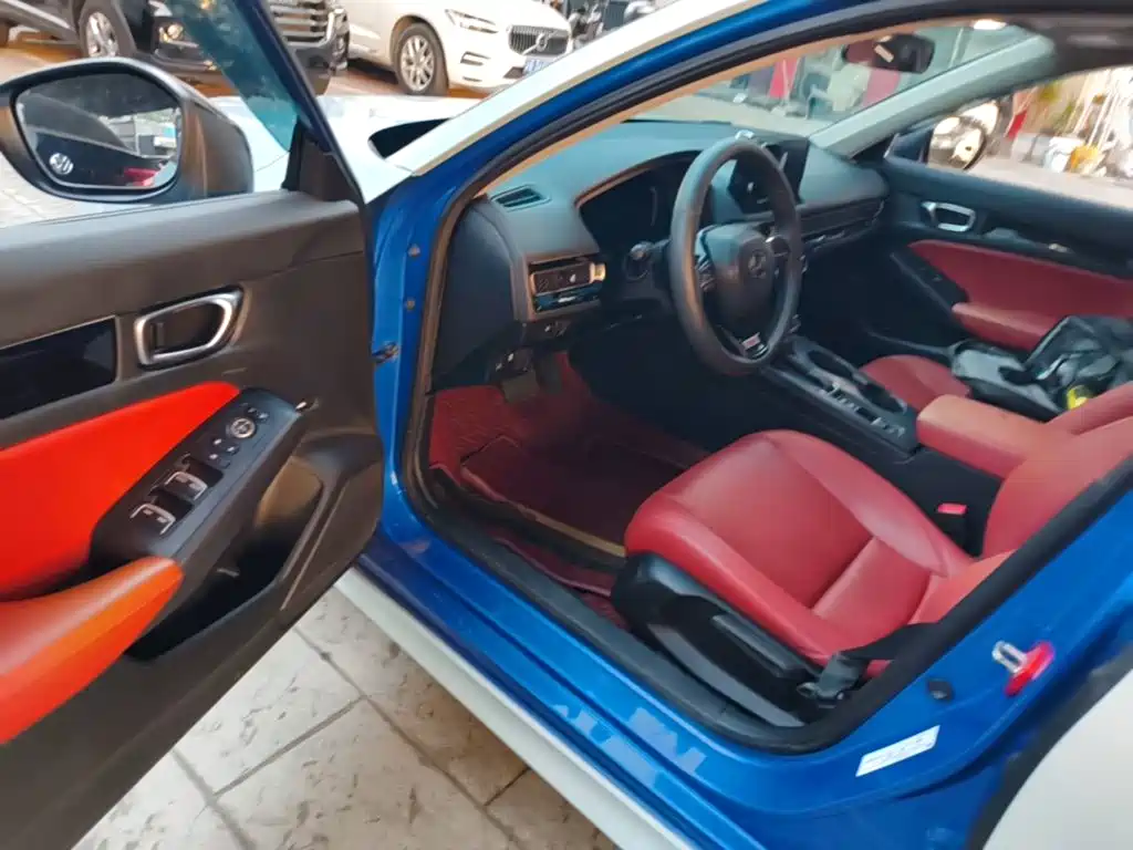Honda Civic — фото 16