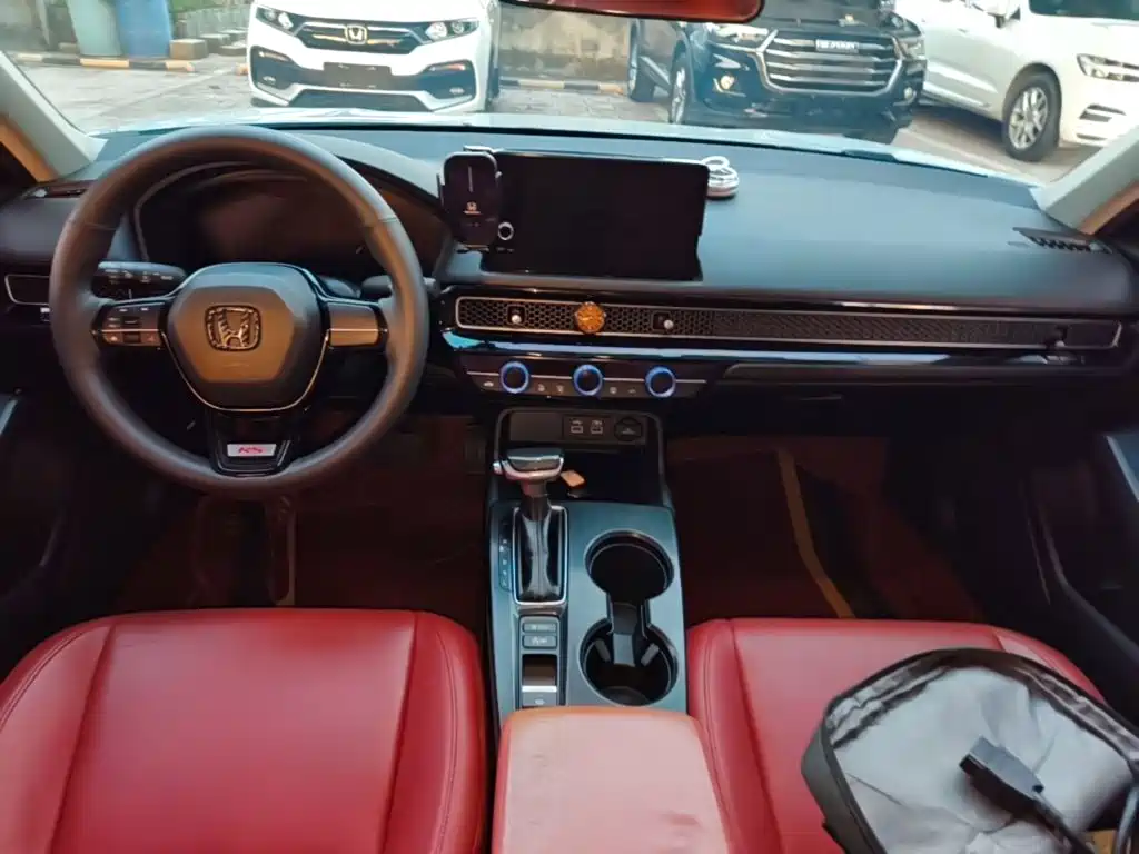 Honda Civic — фото 10