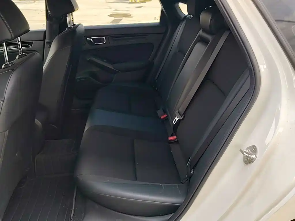 Honda Civic — фото 17