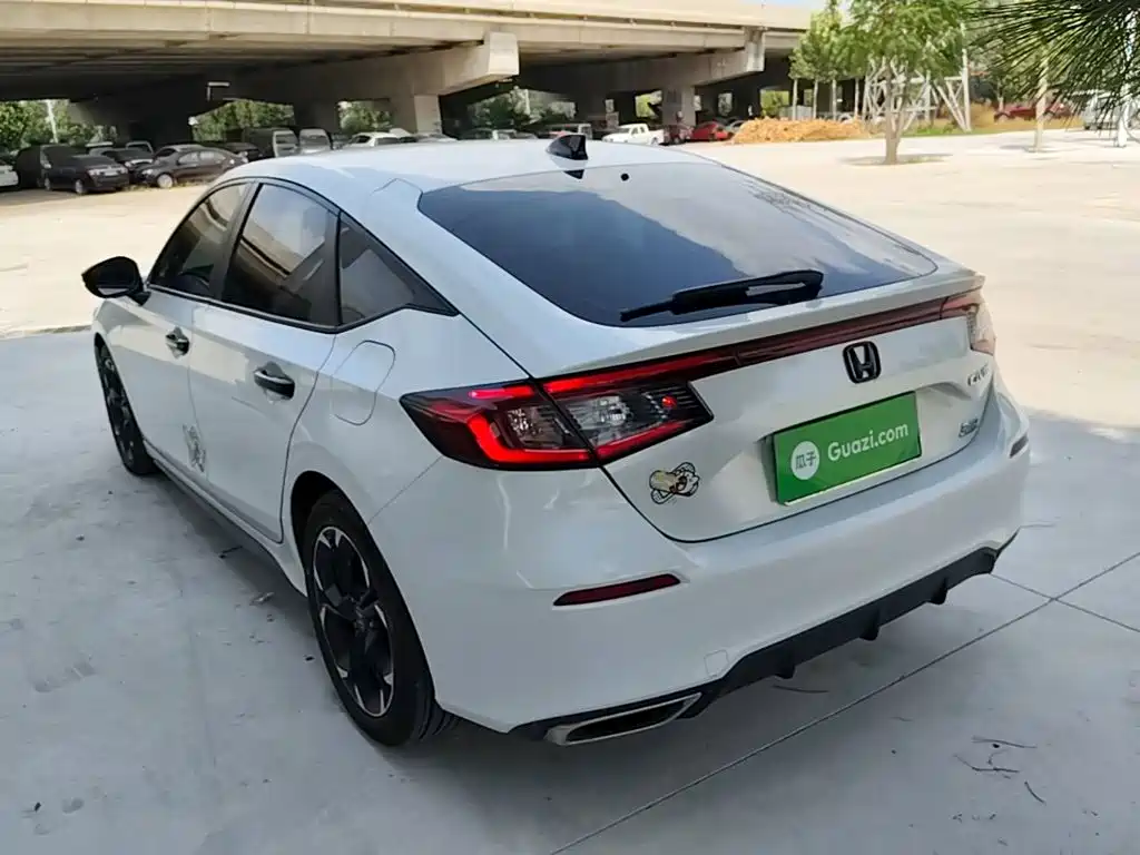 Honda Civic — фото 5