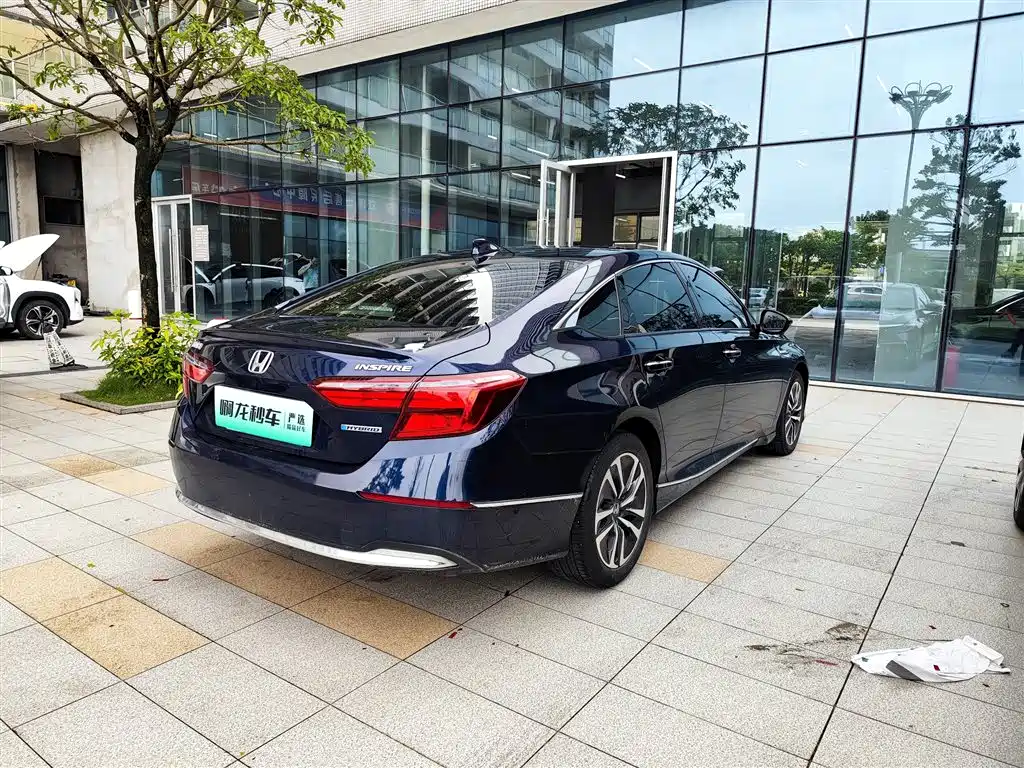 Honda Inspire — фото 9