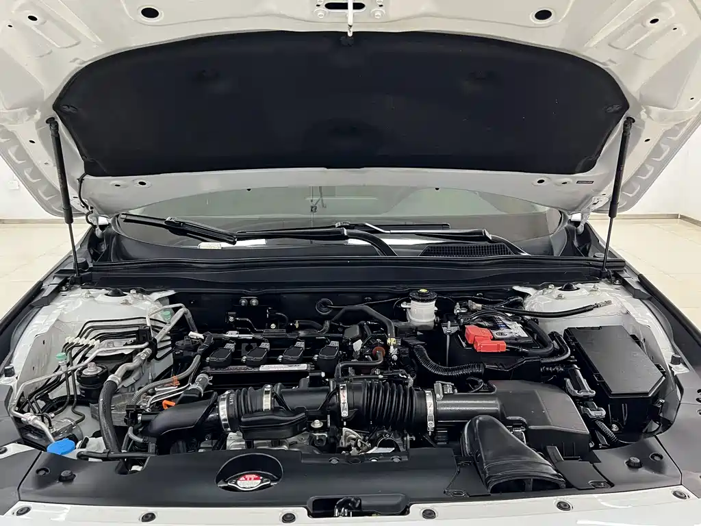 Honda Accord — фото 15