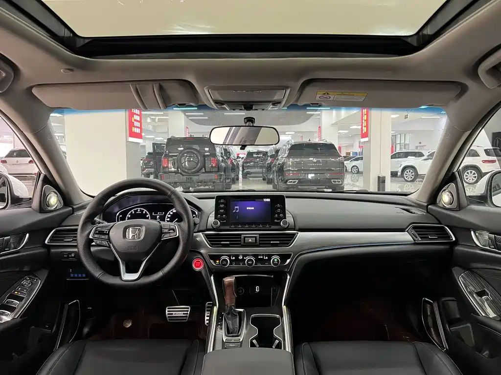 Honda Accord — фото 5