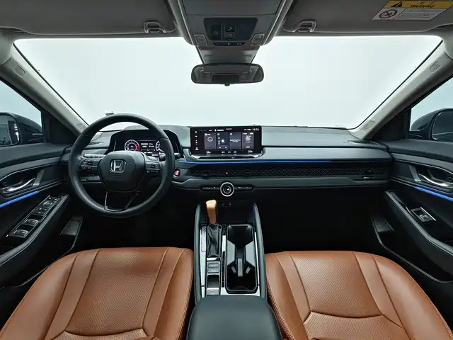 Honda Accord — фото 6