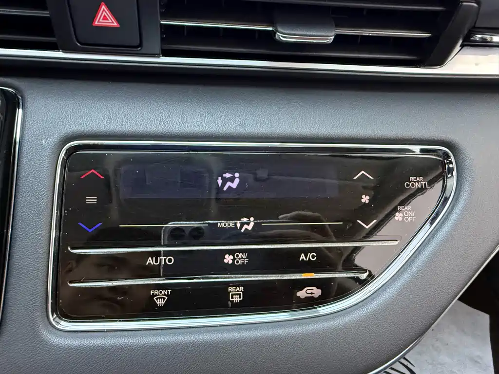 Honda Odyssey — фото 15