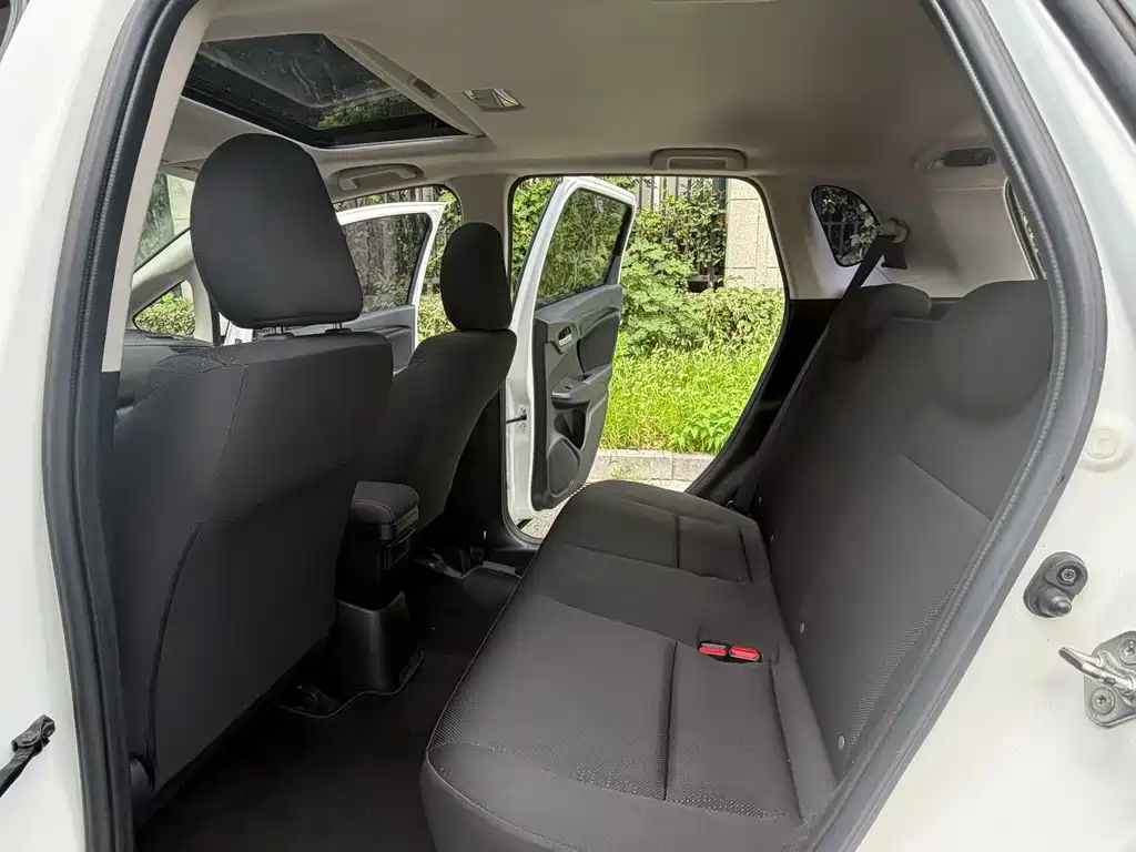 Honda Fit — фото 9
