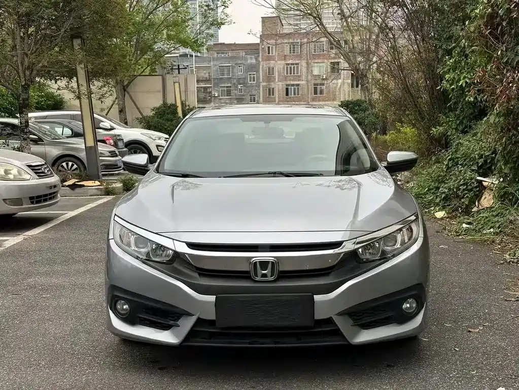 Honda Civic — фото 2