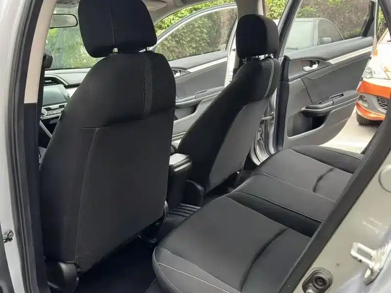 Honda Civic — фото 6