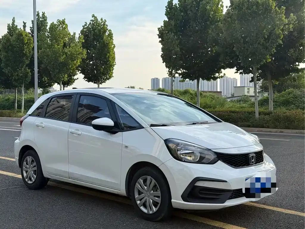 Honda Fit — фото 3