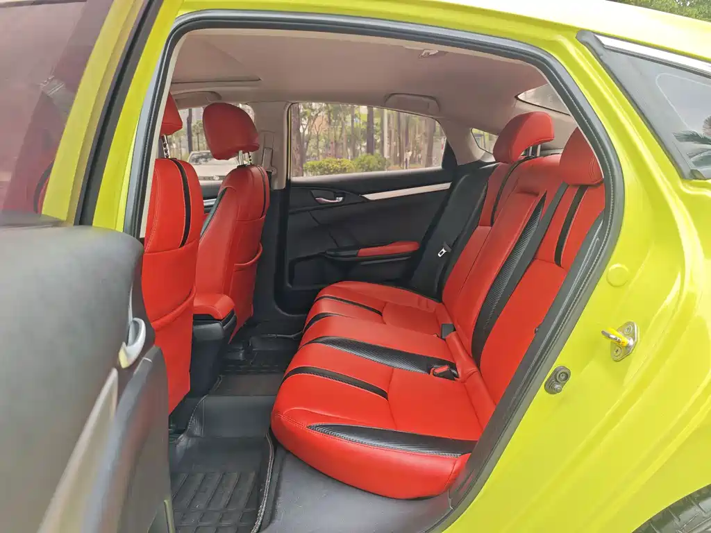Honda Civic — фото 13