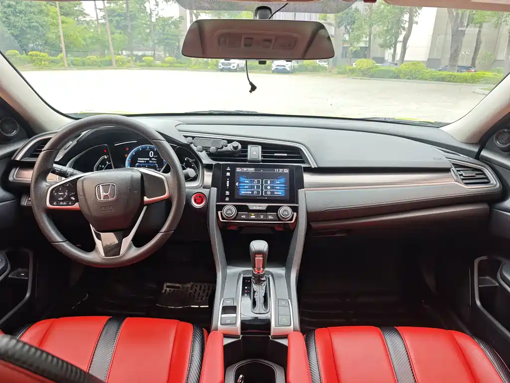 Honda Civic — фото 15