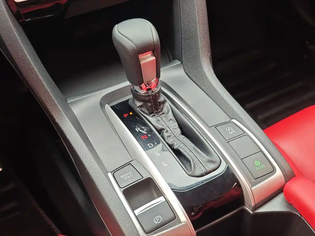Honda Civic — фото 19