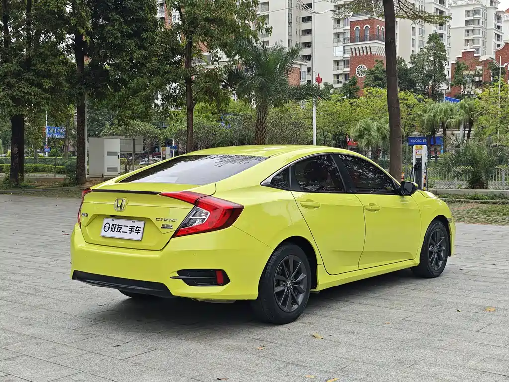 Honda Civic — фото 5