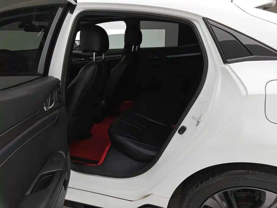 Honda Civic — фото 11