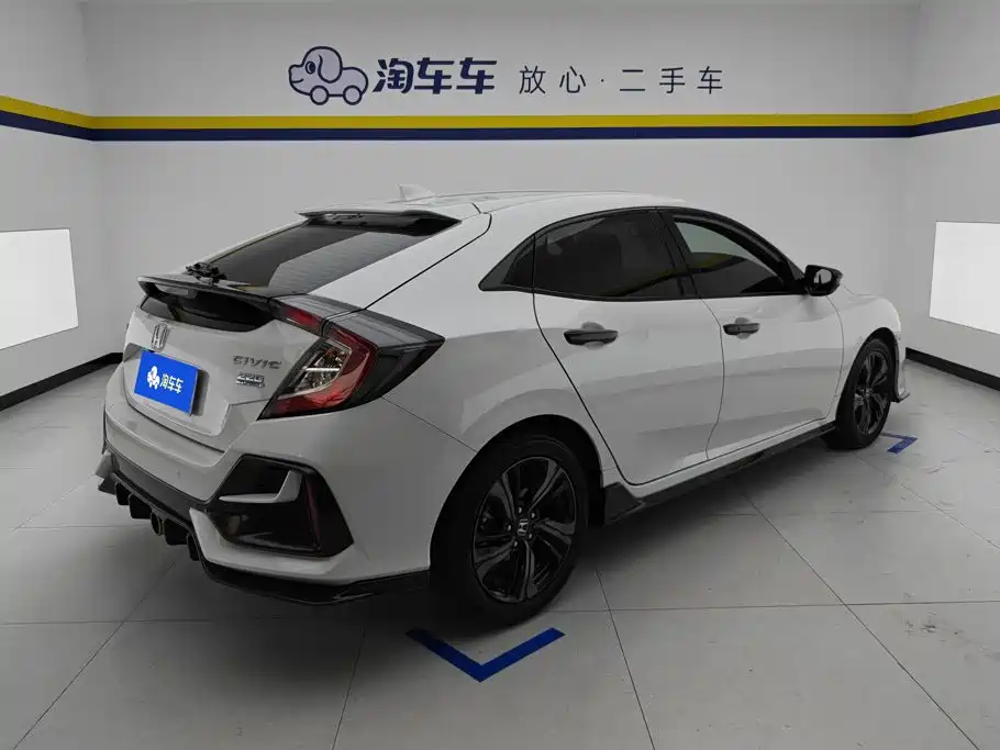 Honda Civic — фото 3