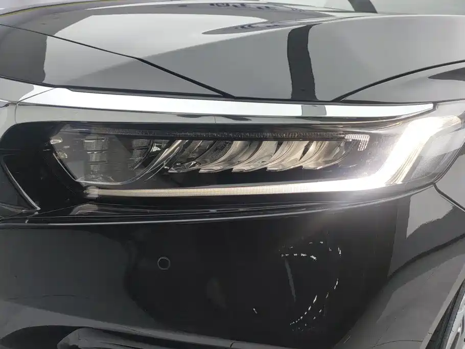 Honda Accord — фото 5