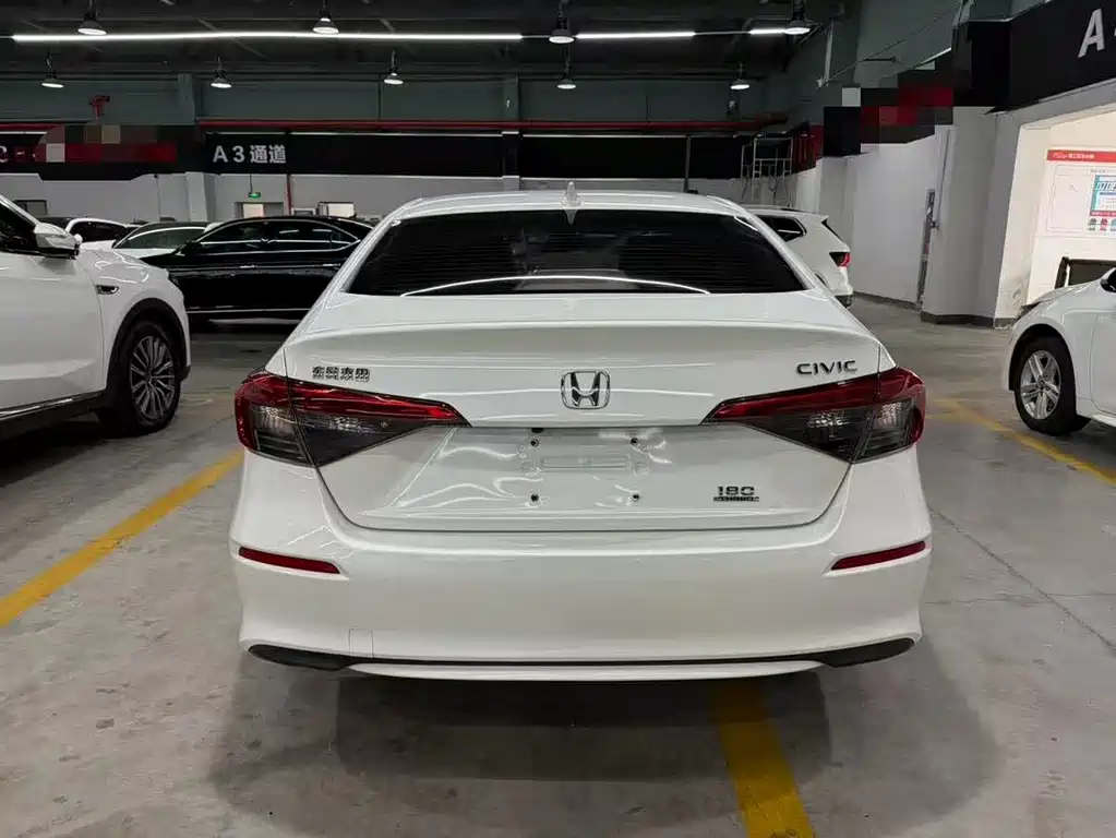 Honda Civic — фото 9