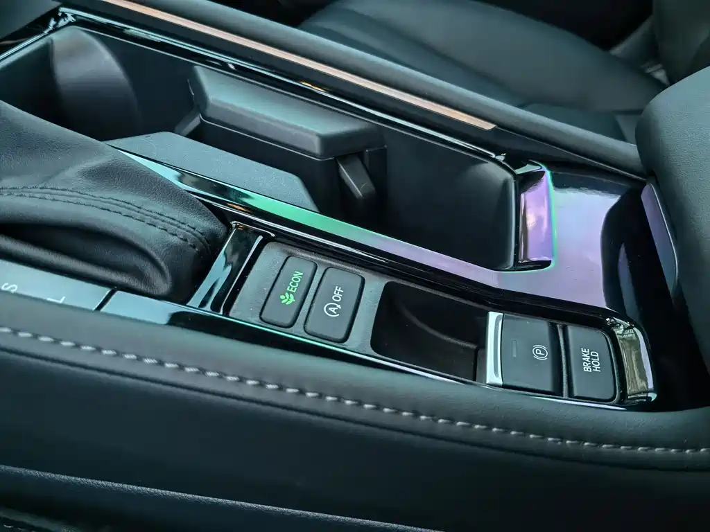 Honda Accord — фото 13