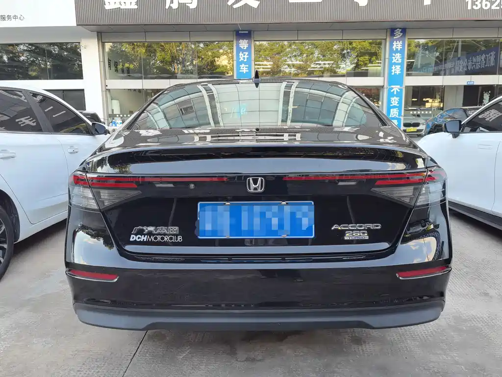 Honda Accord — фото 5