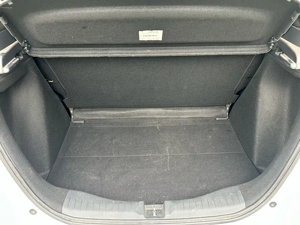 Honda Fit — фото 8