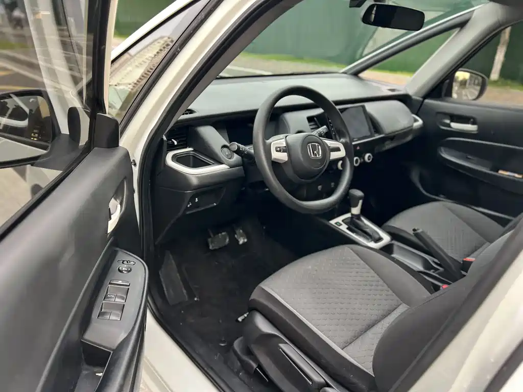 Honda Fit — фото 5