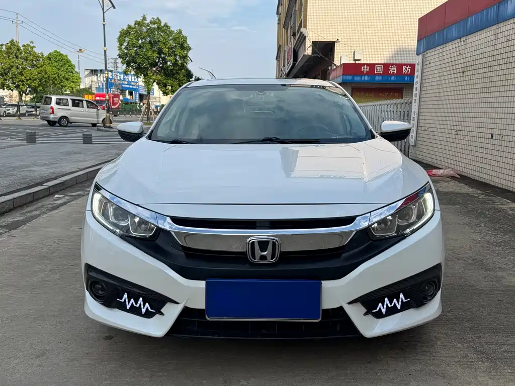 Honda Civic — фото 5