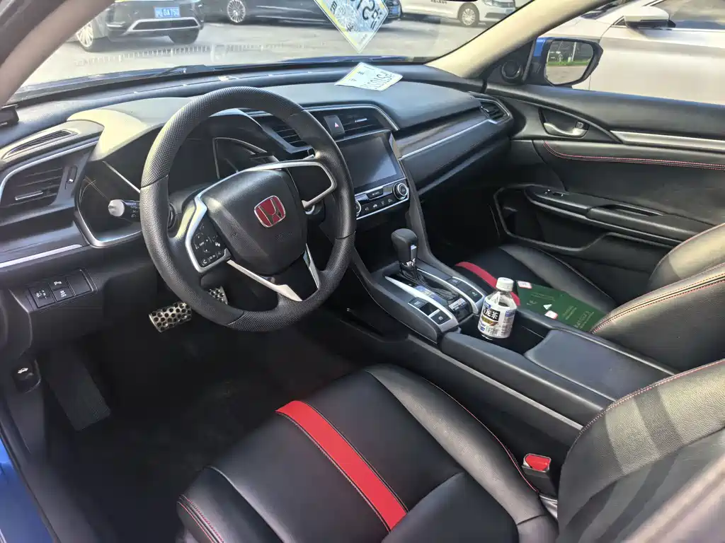 Honda Civic — фото 20