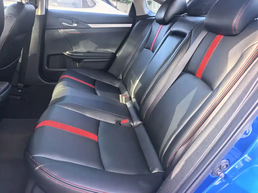Honda Civic — фото 23
