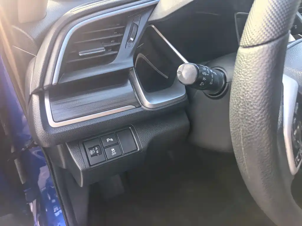 Honda Civic — фото 24