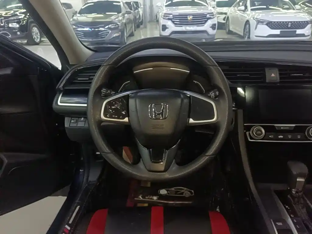 Honda Civic — фото 11