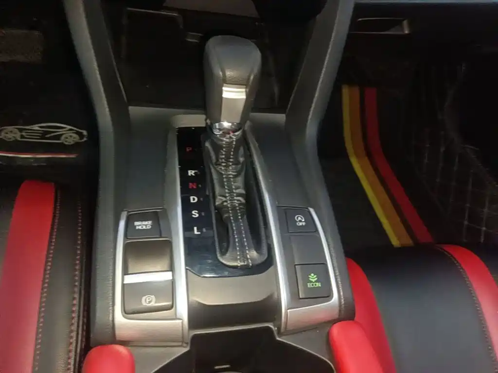 Honda Civic — фото 14