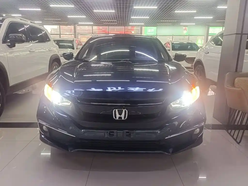 Honda Civic — фото 3