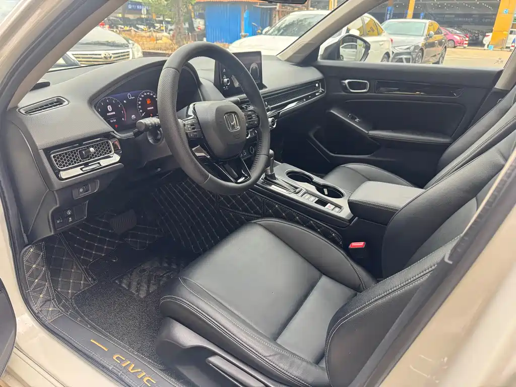 Honda Civic — фото 4