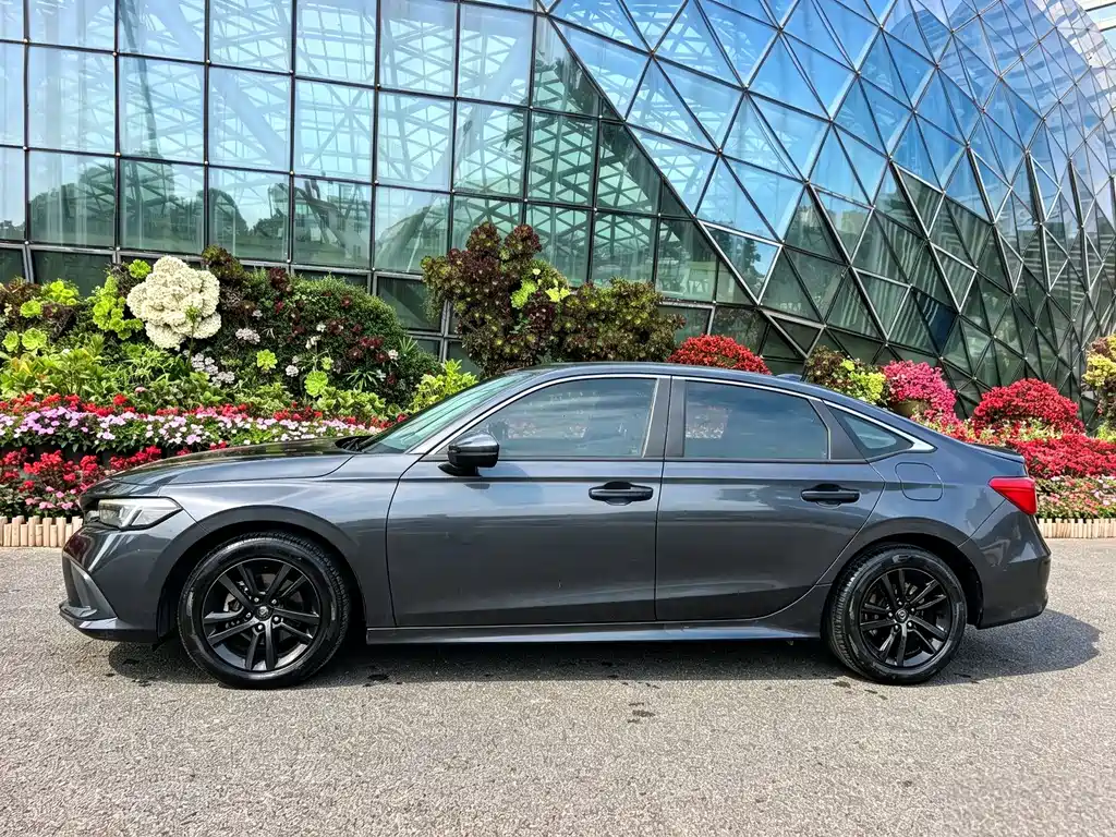 Honda Civic — фото 3