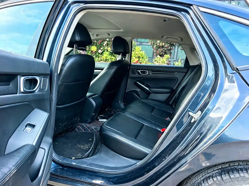 Honda Civic — фото 7