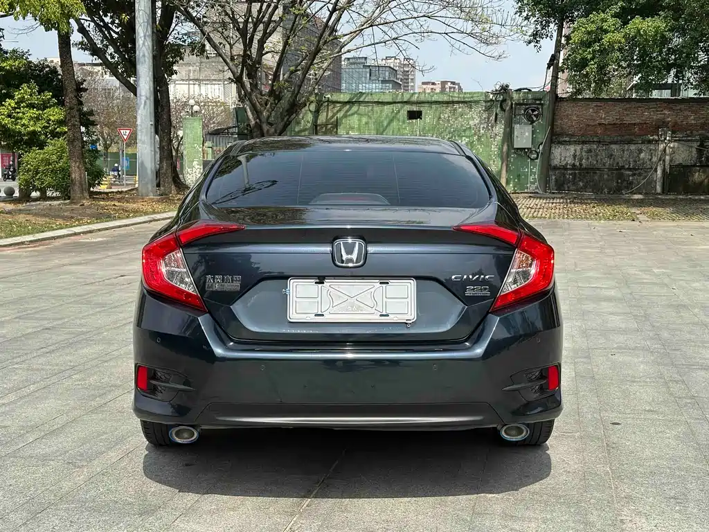 Honda Civic — фото 8