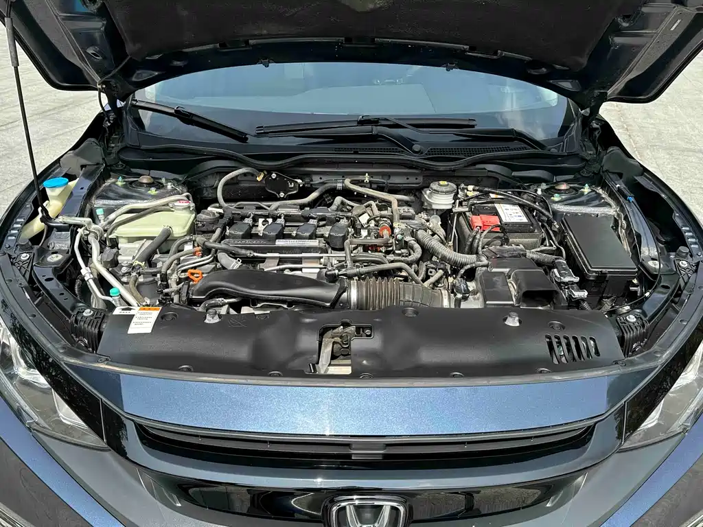 Honda Civic — фото 10