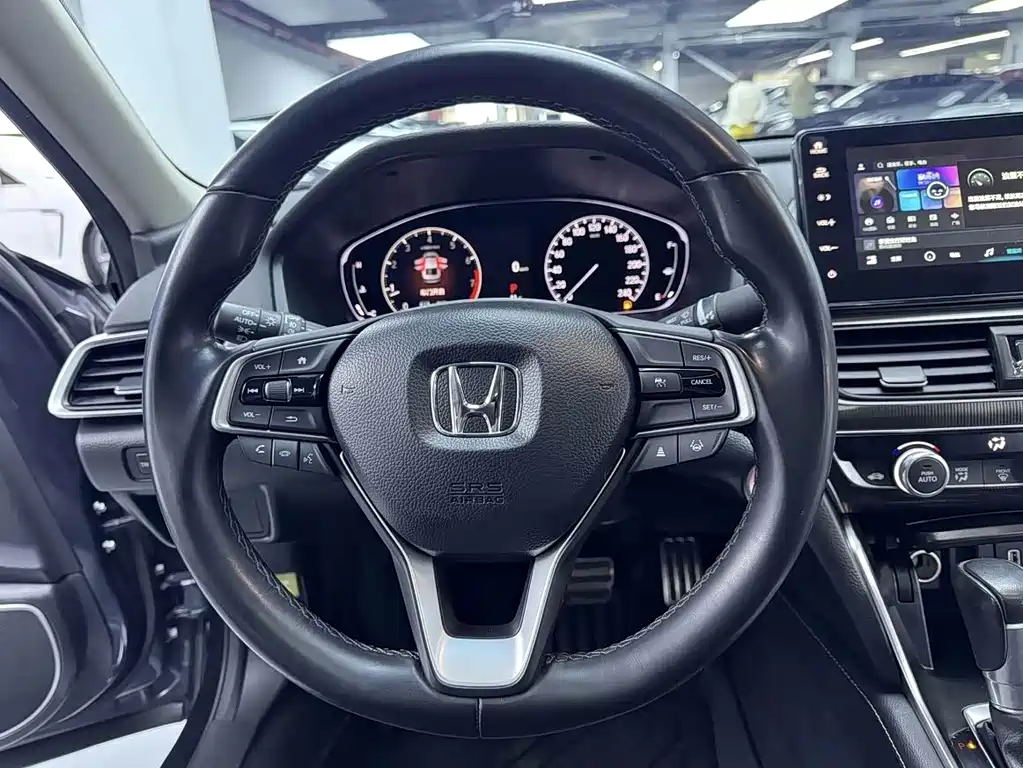 Honda Accord — фото 7