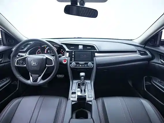 Honda Civic — фото 10