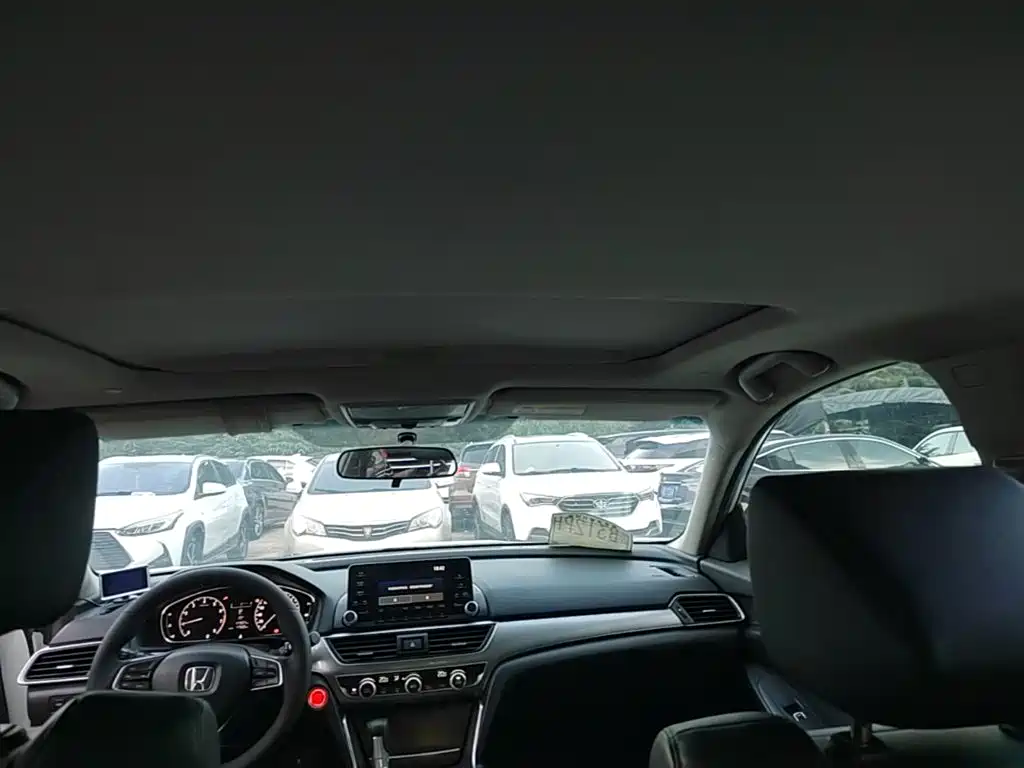 Honda Accord — фото 14