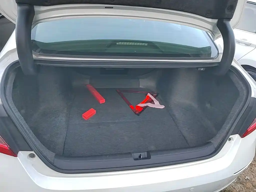 Honda Accord — фото 15