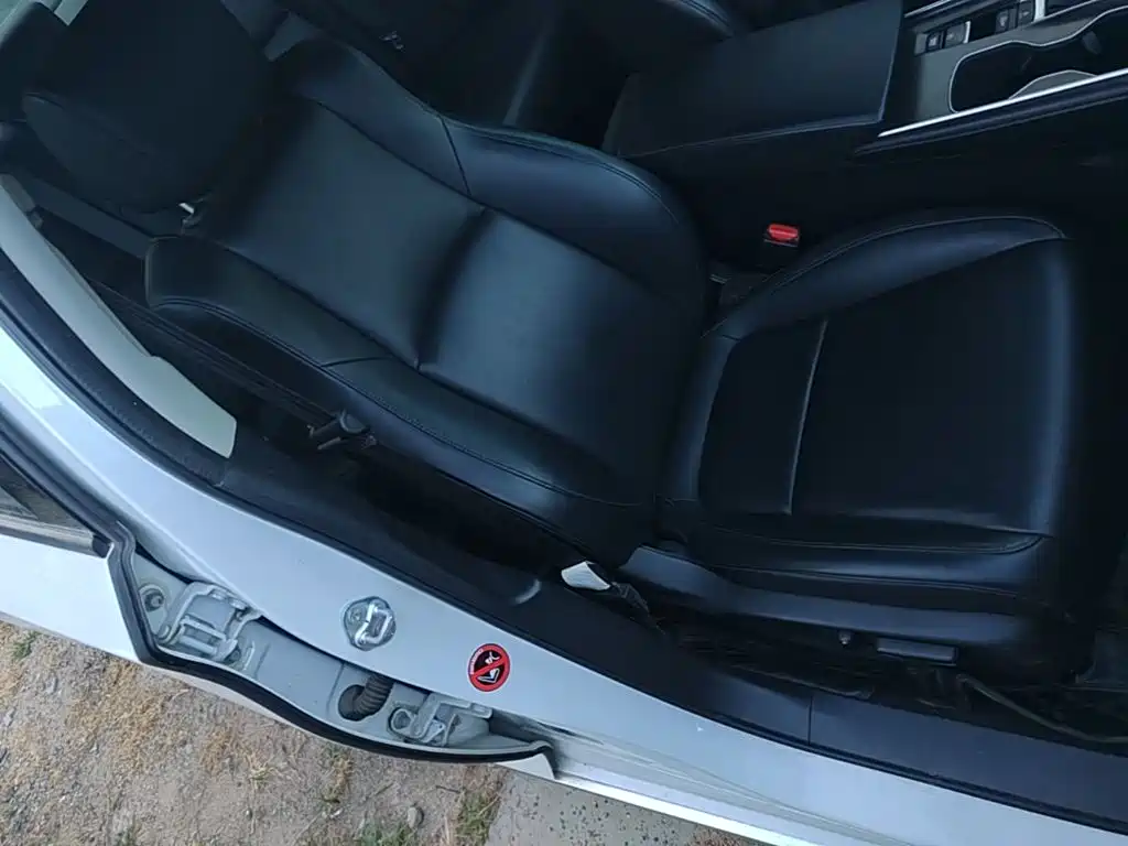 Honda Accord — фото 20